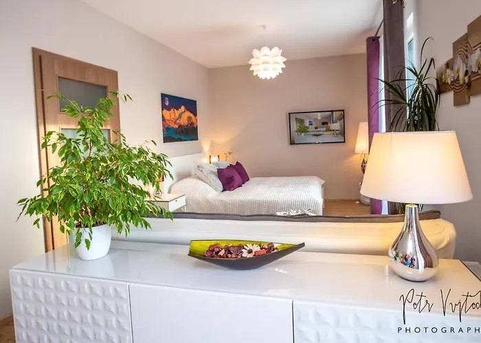 Luxurious, Lovely And Romantic Apartment In Tabor